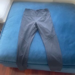 Like New Outdoor Voices Leggings